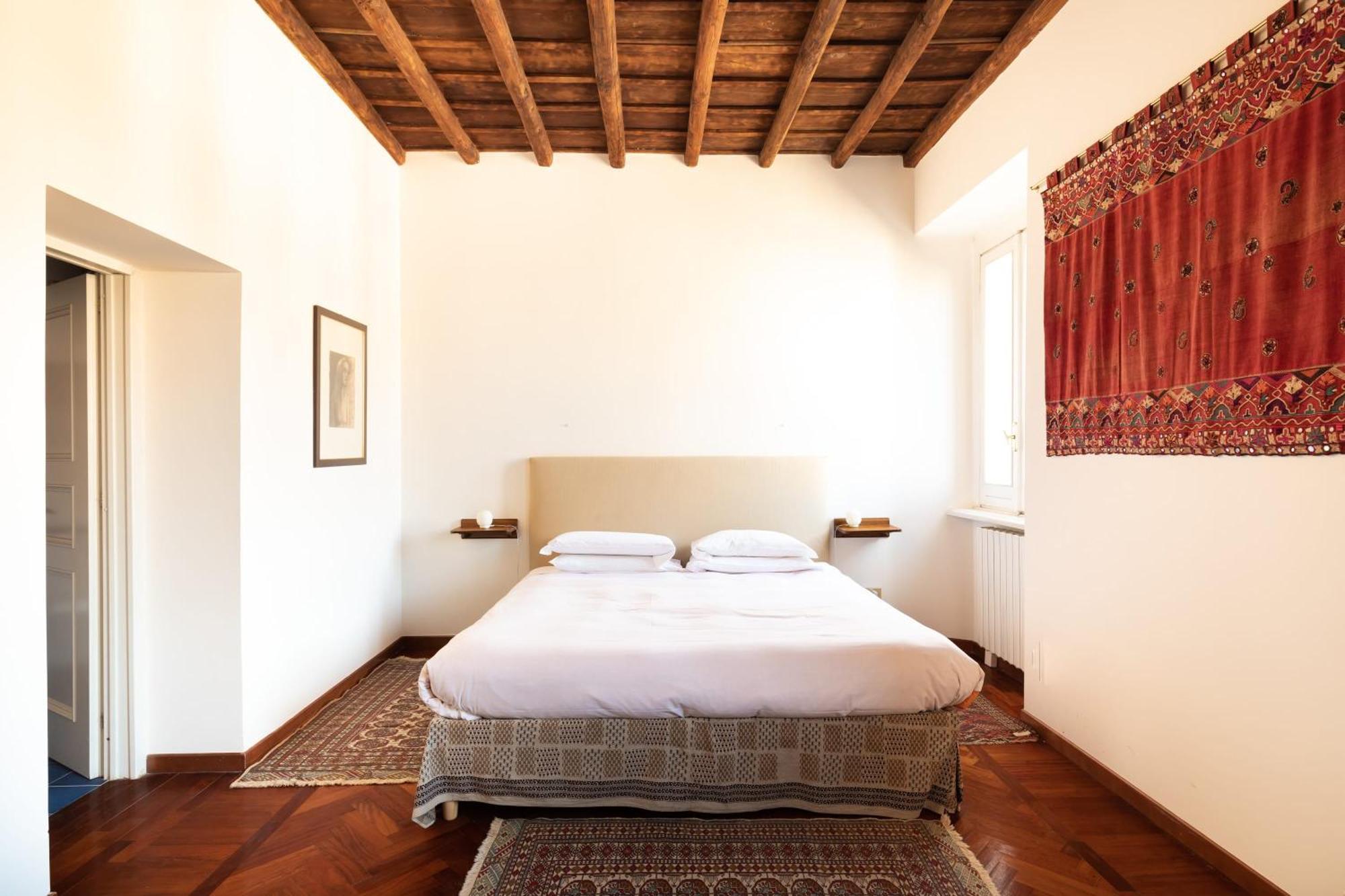 Lejlighed Trevi Comfortable With Terrace | Romeloft Rom