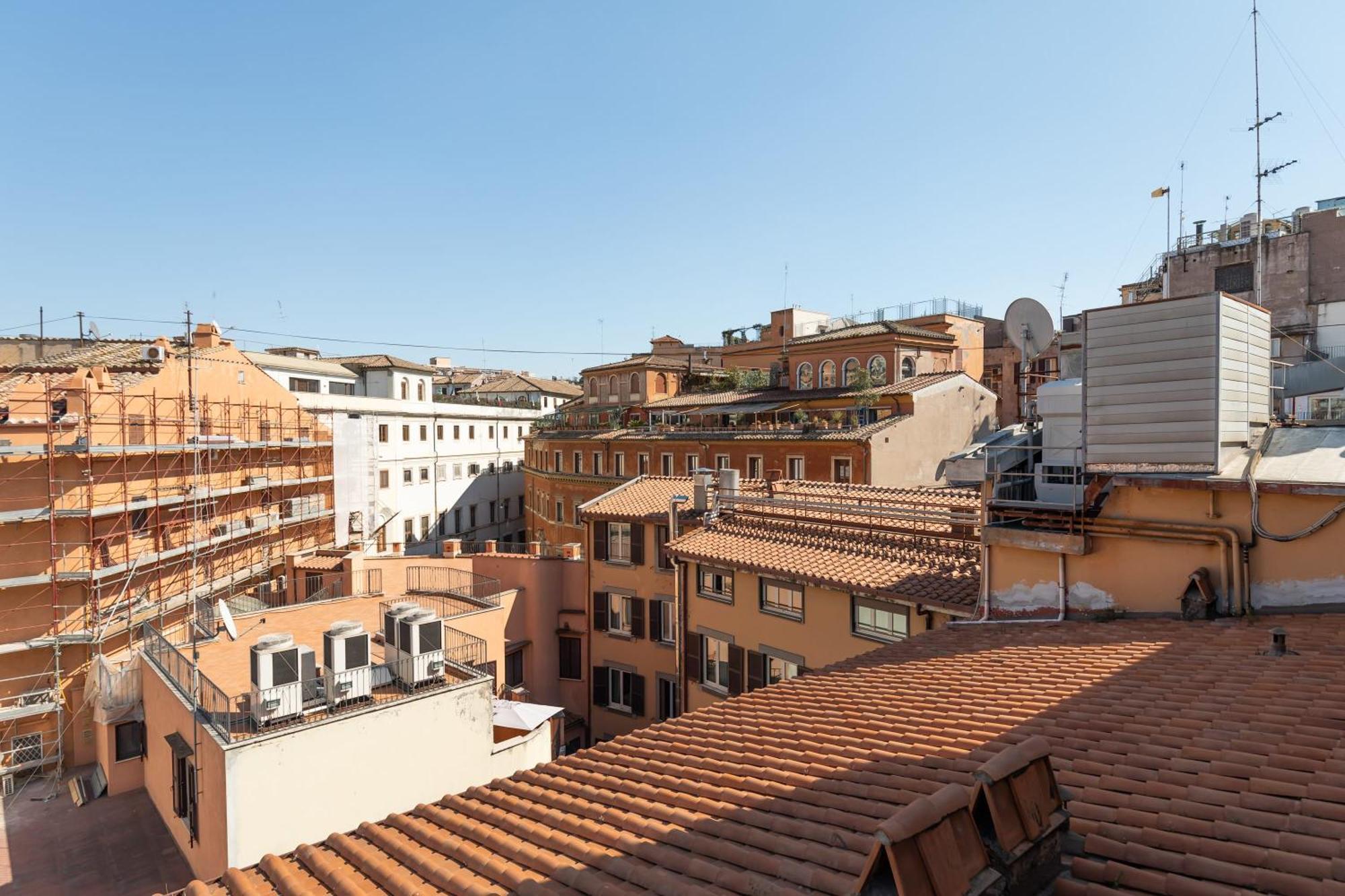 Lejlighed Trevi Comfortable With Terrace | Romeloft Rom